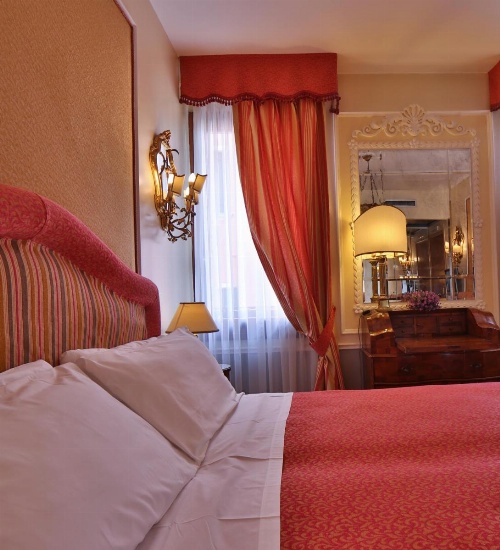 Hotel Arlecchino image 8